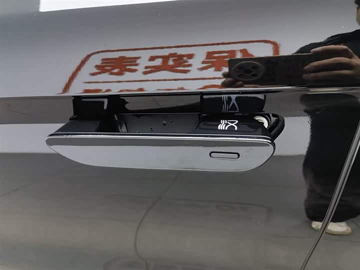 Фото 18 - BYD Han