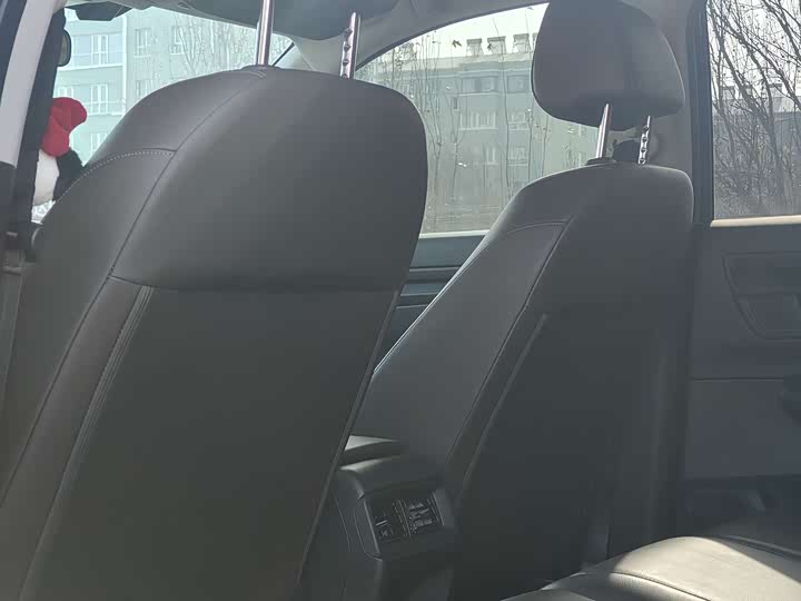 Фото 5 - Honda CR-V