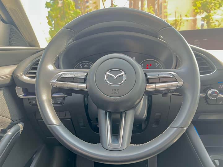 Фото 14 - Mazda 3 (Axela)