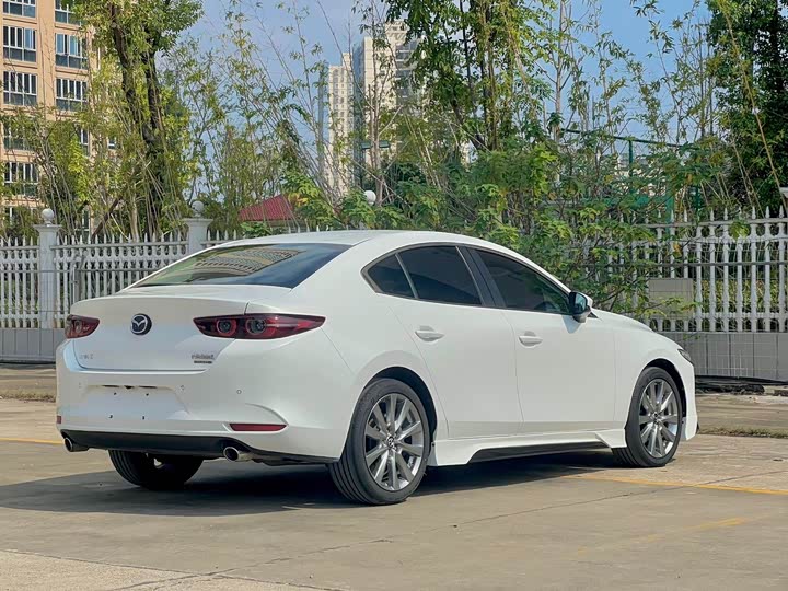 Фото 3 - Mazda 3 (Axela)