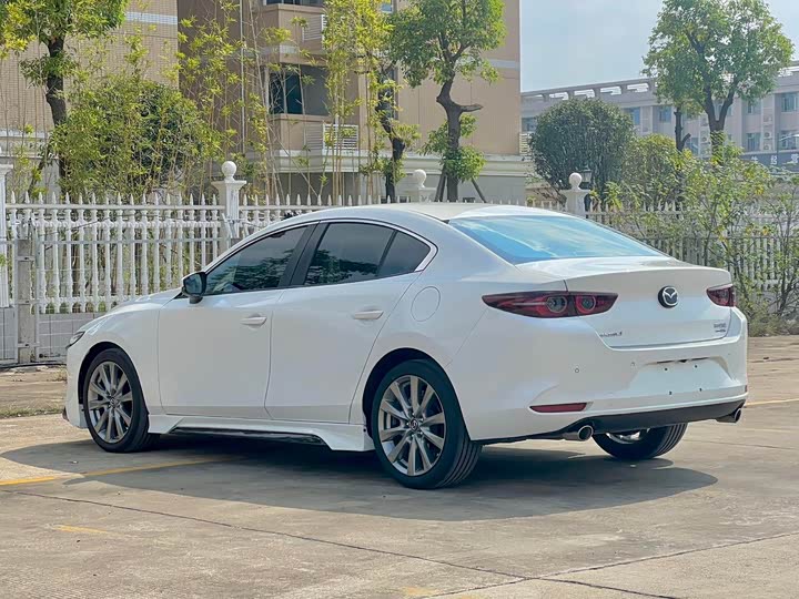 Фото 7 - Mazda 3 (Axela)