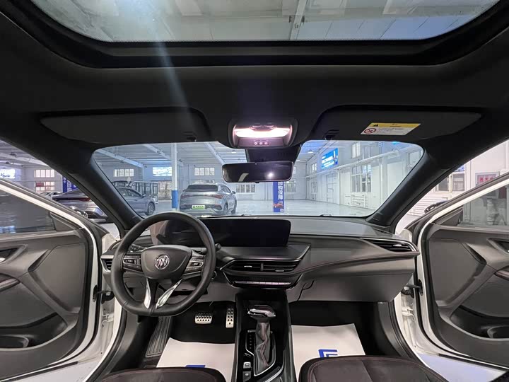 Фото 10 - Buick Verano