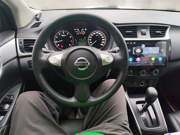 Фото 3 - Nissan Sylphy