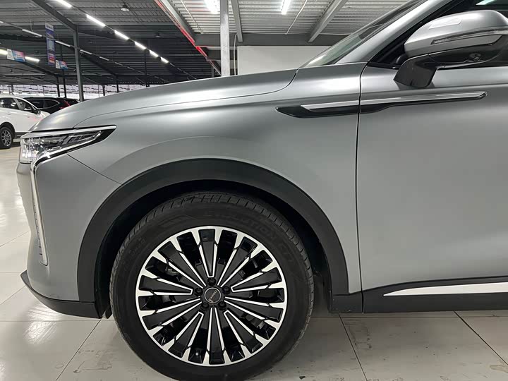 Фото 4 - Exeed RX C-DM Hybrid