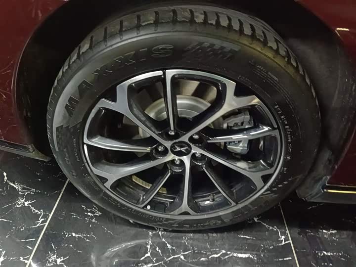 Фото 26 - XPeng P7