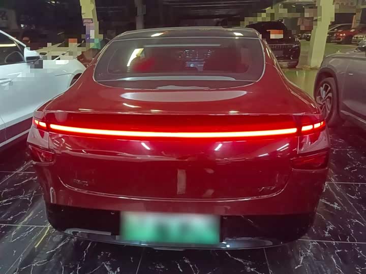 Фото 6 - XPeng P7