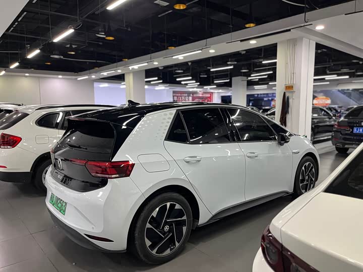 Фото 6 - Volkswagen ID.3