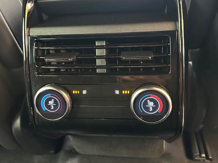 Фото 23 - Land Rover Range Rover Sport