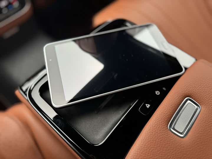 Фото 11 - Mercedes-Benz S-Class