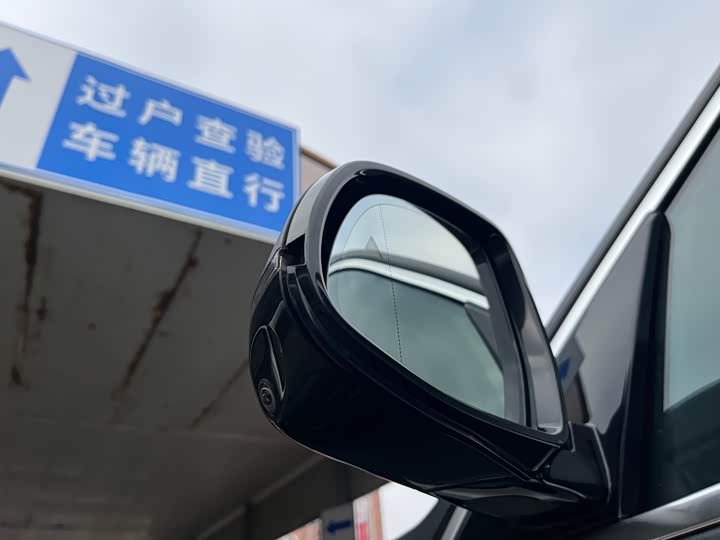 Фото 16 - BMW X5