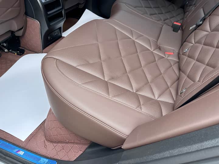 Фото 19 - BMW X5