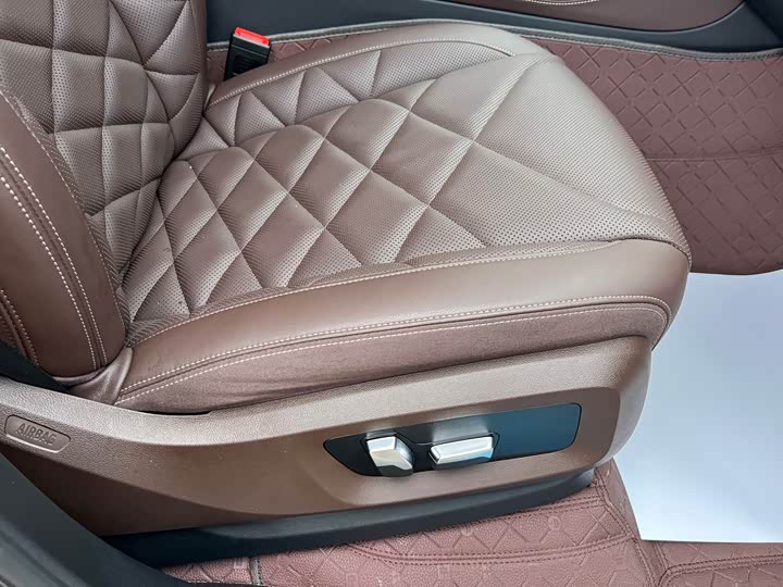 Фото 27 - BMW X5