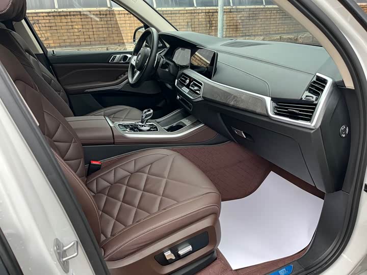 Фото 30 - BMW X5