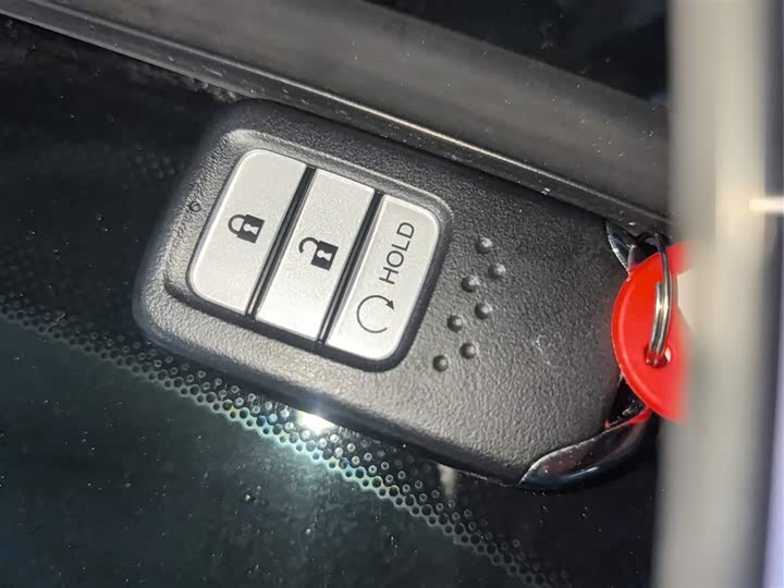 Фото 9 - Honda Breeze