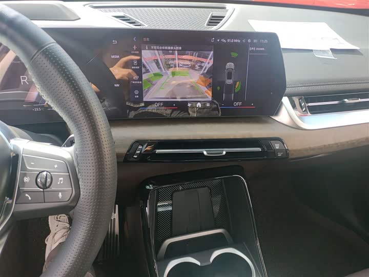 Фото 13 - BMW X1