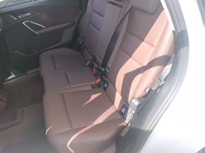 Фото 17 - BMW X1