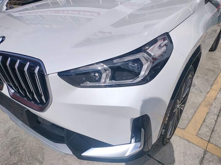 Фото 24 - BMW X1