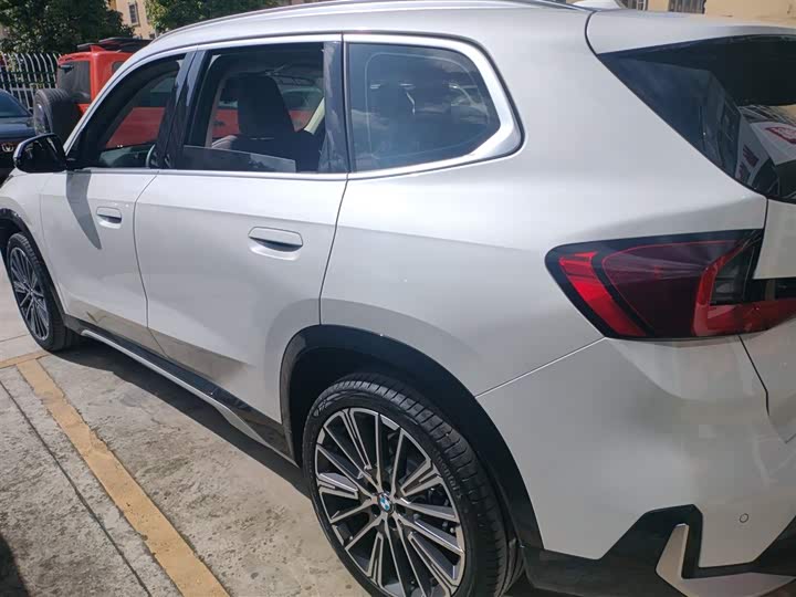 Фото 5 - BMW X1