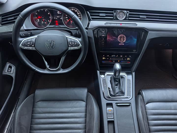 Фото 15 - Volkswagen Magotan