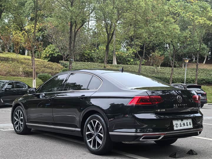 Фото 6 - Volkswagen Magotan