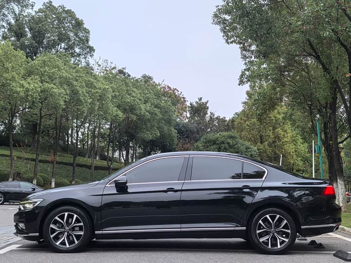 Фото 9 - Volkswagen Magotan