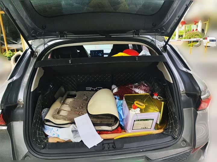 Фото 10 - BYD Yuan Plus