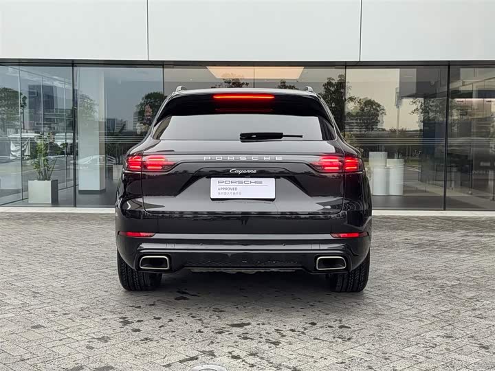 Фото 8 - Porsche Cayenne