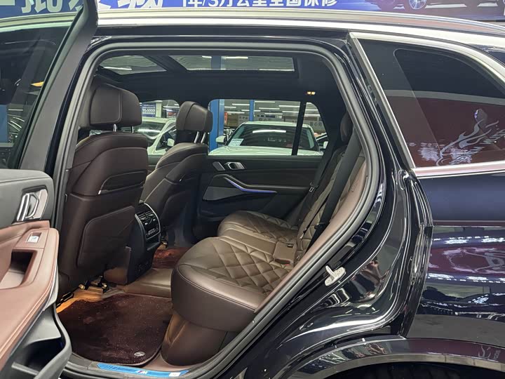 Фото 10 - BMW X5