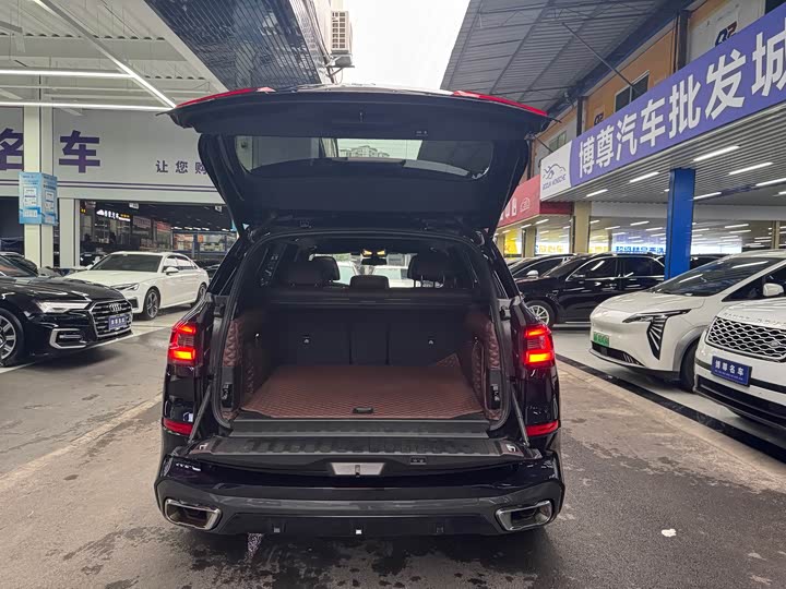 Фото 25 - BMW X5