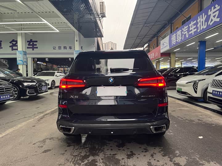 Фото 28 - BMW X5