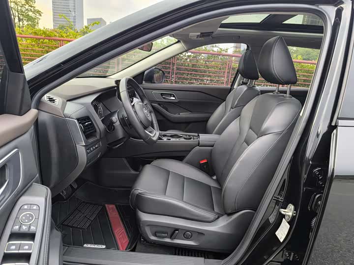 Фото 10 - Nissan X-Trail