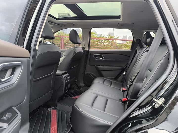 Фото 11 - Nissan X-Trail