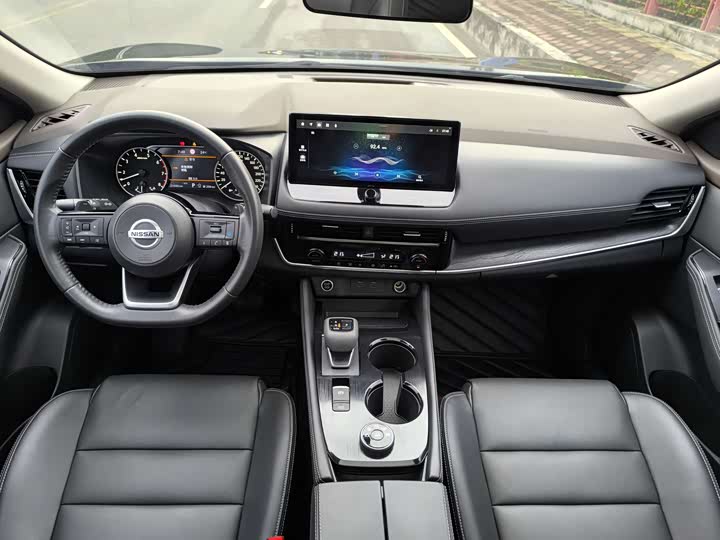 Фото 16 - Nissan X-Trail