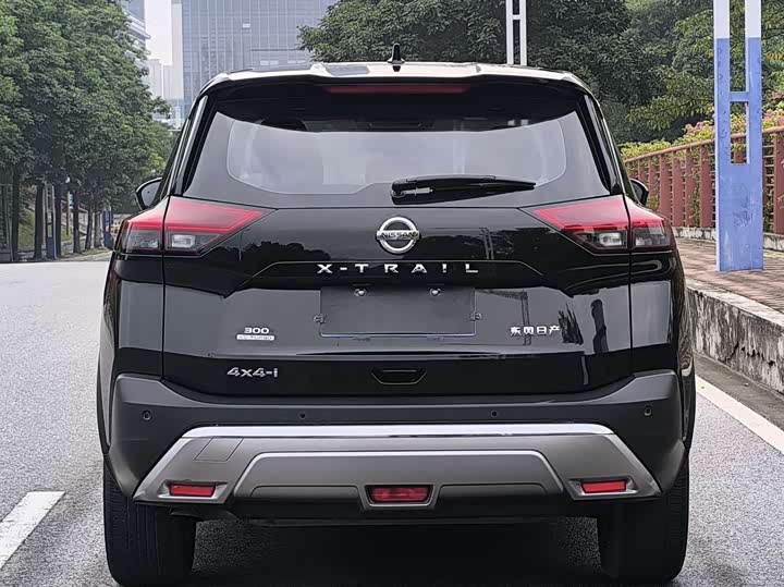 Фото 6 - Nissan X-Trail