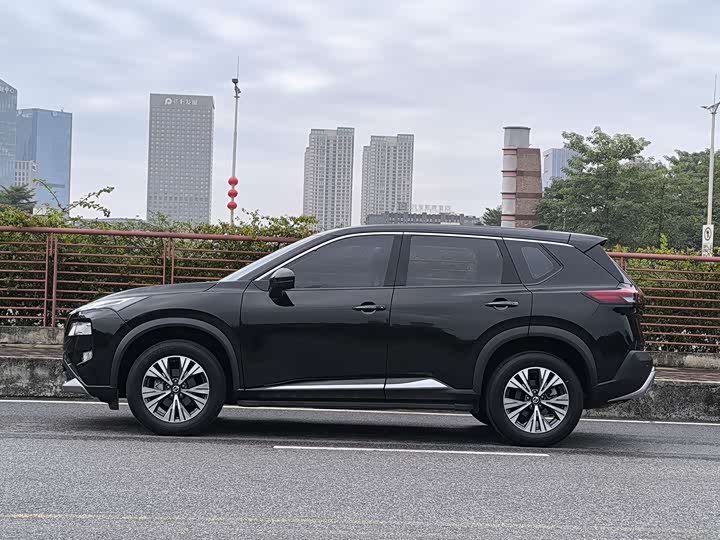 Фото 8 - Nissan X-Trail