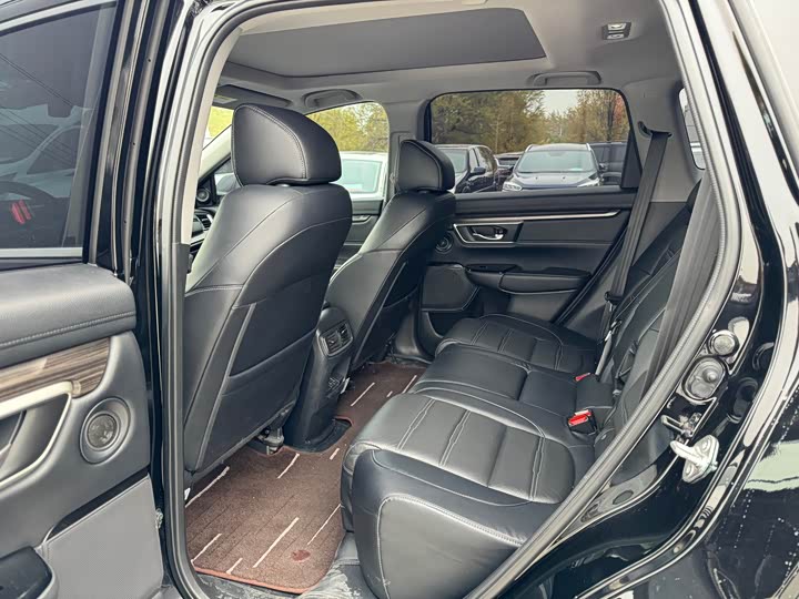 Фото 10 - Honda CR-V Hybrid