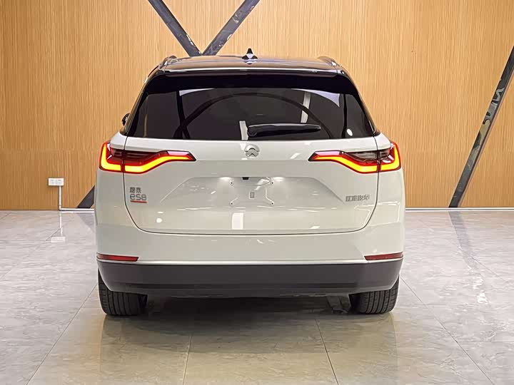Фото 11 - Nio ES8