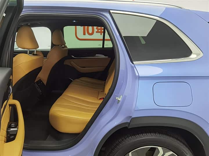 Фото 15 - Geely Monjaro L Hybrid