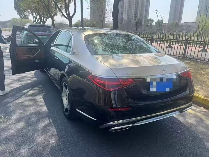 Фото 3 - Mercedes-Benz Maybach S-Class