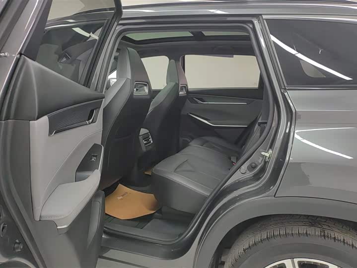 Фото 11 - Changan CS75 Plus