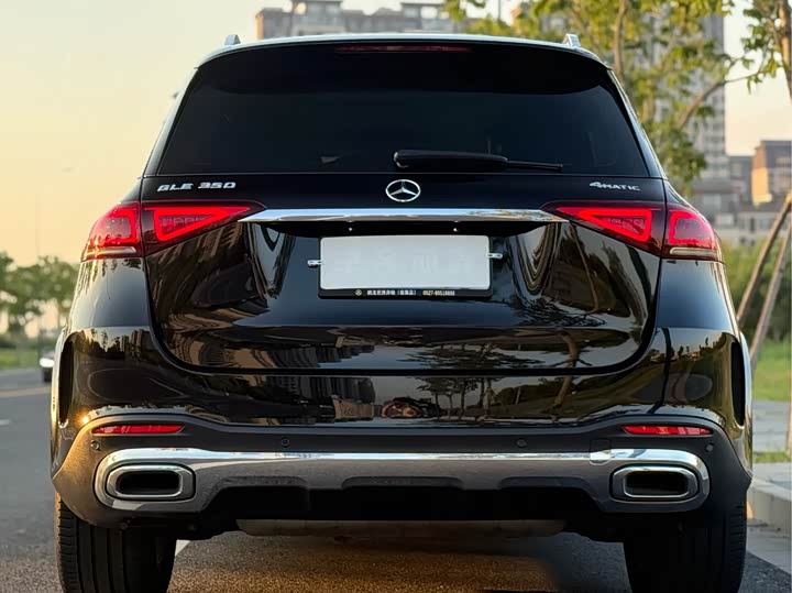 Фото 17 - Mercedes-Benz GLE-Class