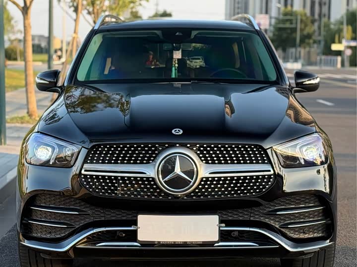 Фото 3 - Mercedes-Benz GLE-Class
