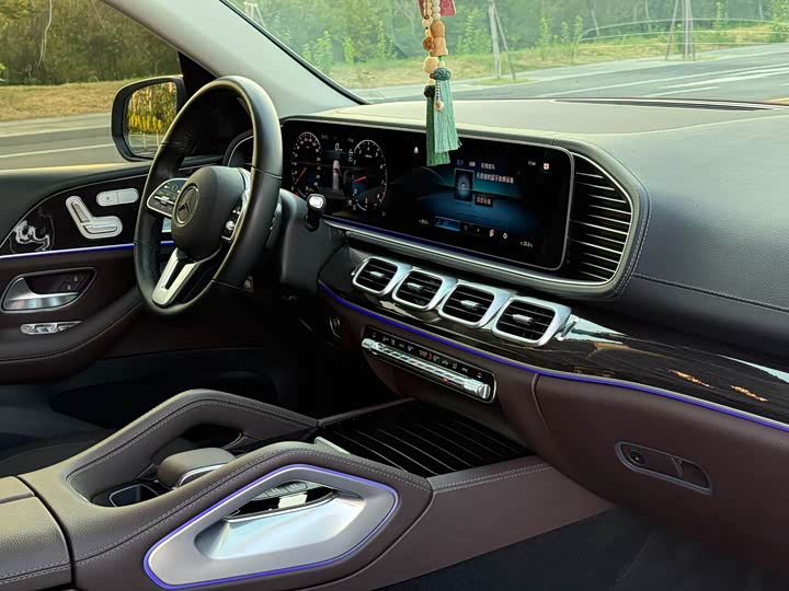 Фото 8 - Mercedes-Benz GLE-Class