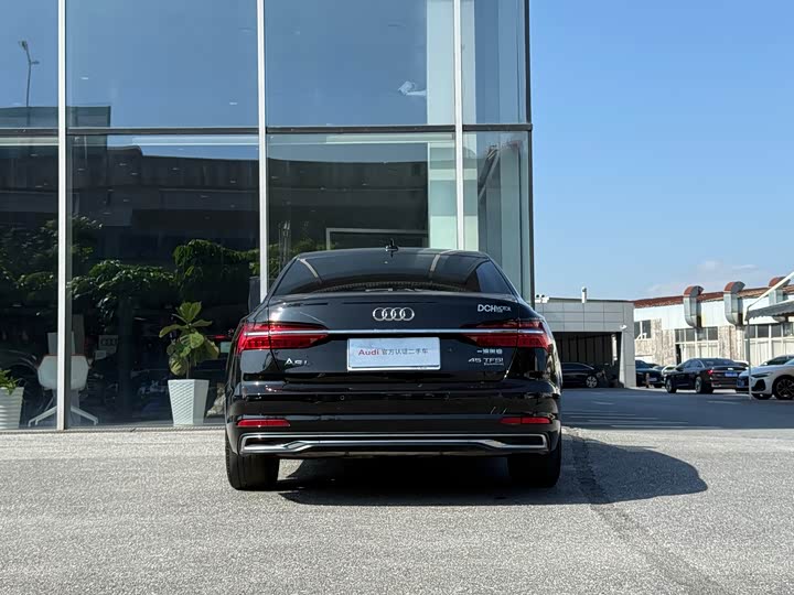 Фото 28 - Audi A6L