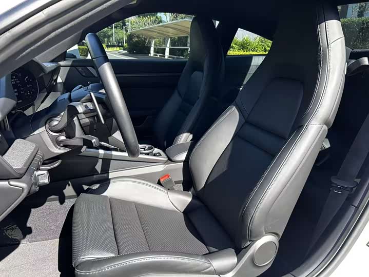 Фото 3 - Porsche 911