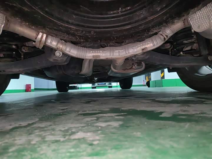 Фото 26 - Hyundai Santa Fe