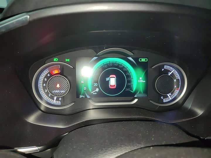 Фото 4 - Hyundai Santa Fe