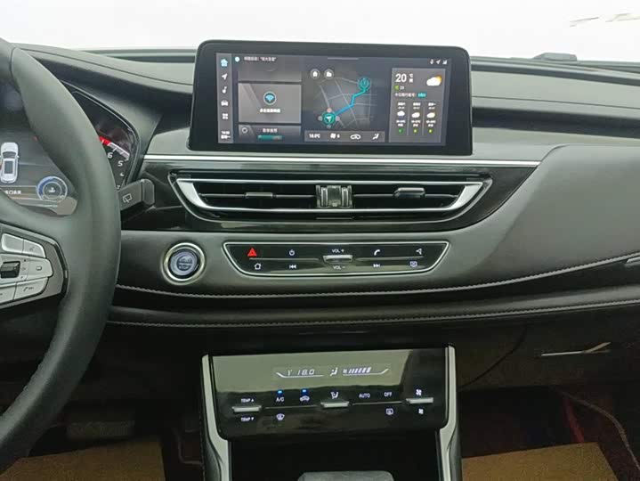 Фото 13 - Changan CS75