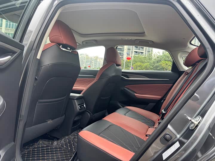 Фото 5 - Changan Eado Plus