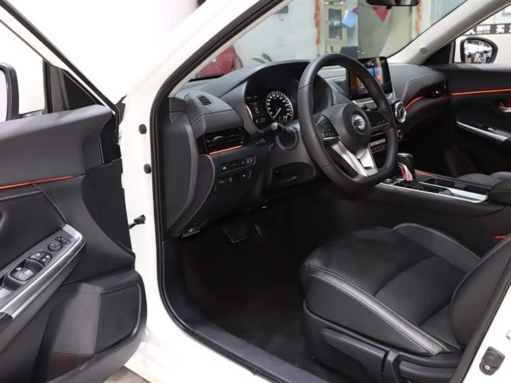 Фото 9 - Nissan Sylphy